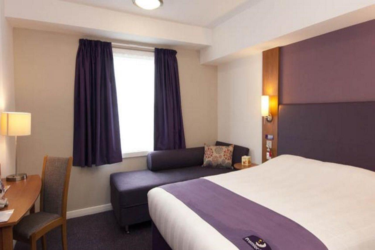 Premier Inn East Grinstead Εξωτερικό φωτογραφία